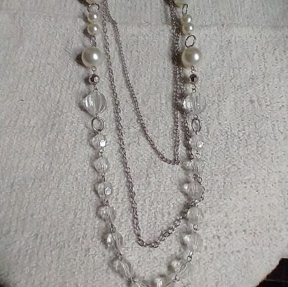Vintage Jewelry - Clear white faux pearl silvertone long beaded chain necklace